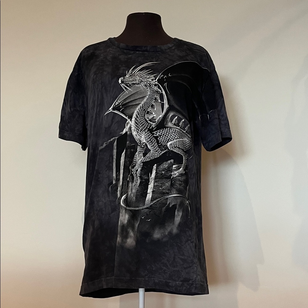 The Mountain dragon graphic tee